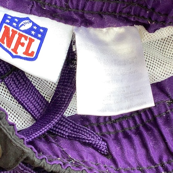 💥 Baltimore Ravens swim trunks sz med read - Picture 4 of 6